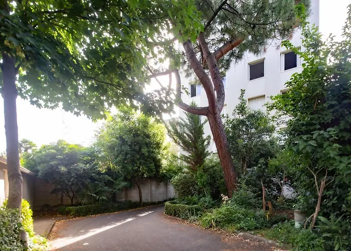 Les Du Parc Bordelais - Le Canele *